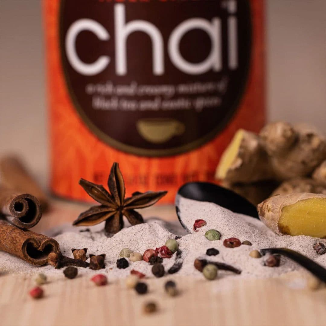 TRIO DE CHAI DAVID RIO: 1x Té Tiger Spice Chai David Rio Tarro 398gr + 1x Té Power Chai Matcha - Vegano David Rio Tarro 398gr + 1x Té Flamingo Vanilla Chai David Rio Tarro 398gr_2