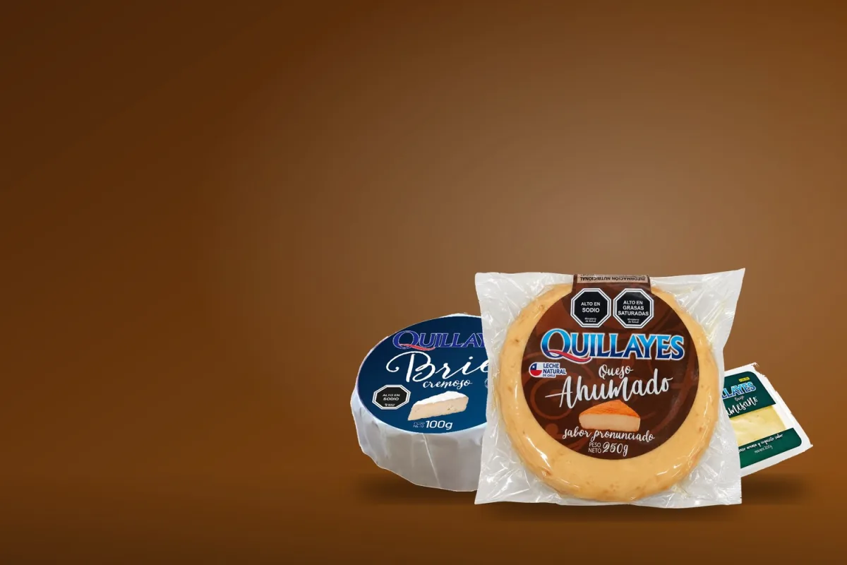 Quesos Quillayes ahumado, brie y parmesano